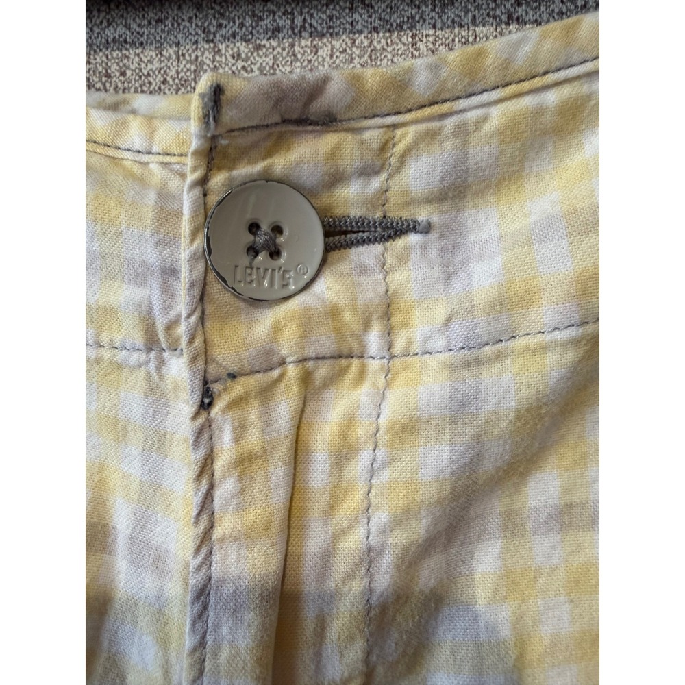Levis Womens Yellow Gingham Plaid Casual Shorts Button Flap Pockets Est 1853 - Picture 4 of 10